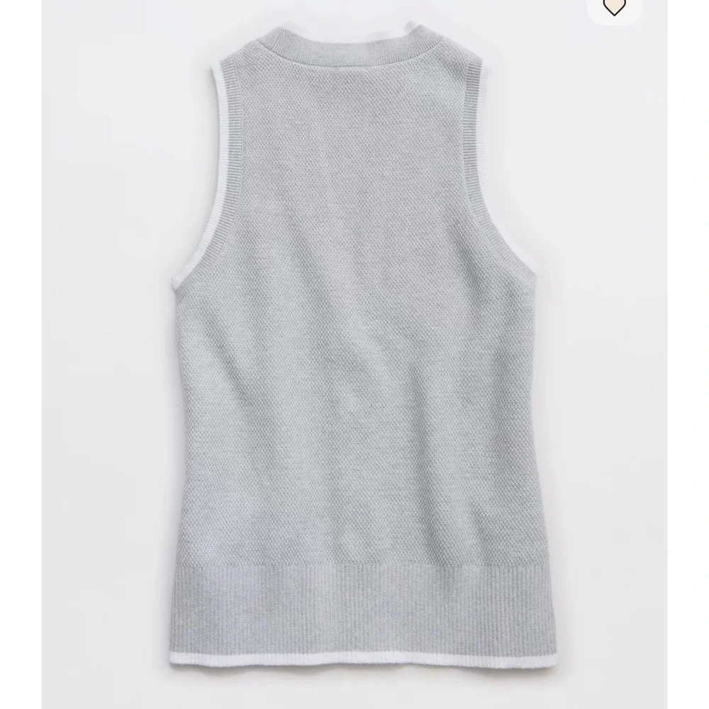 OFFLINE by Aerie Grey Tennis Sweater Vest Cardigan‎ Button Front Women's Small